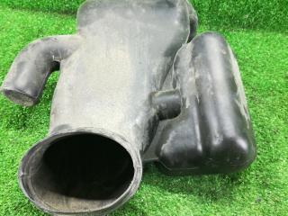 воздухозаборник Dodge Journey 1 поколение [рестайлинг] 2012, 3.6 л., ERB, бензин, АКПП, черный, минивэн, полный привод