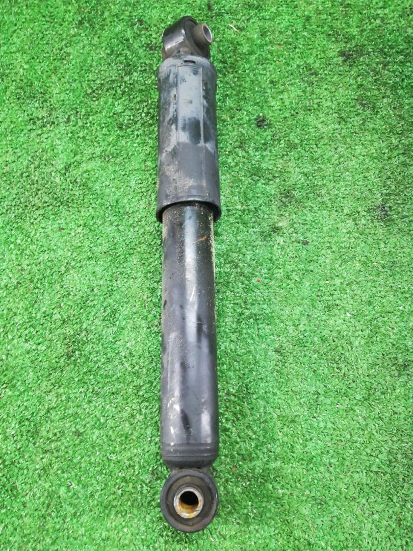 амортизатор задний Hyundai Accent 4 поколение (RB) 2017, 1.6 л., G4FD, бензин, АКПП, серый, седан, передний привод, правый руль - фото №1