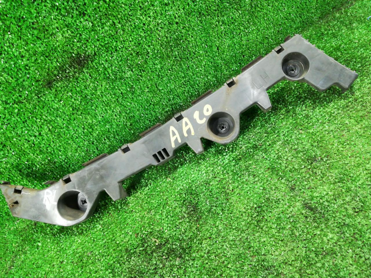 Крепление бампера переднего Mazda 6 GH 2008, 2.5 л., L5-VE, бензин, АКПП, серый, универсал, передний привод, правый руль, GS2B502J1 - фото №1