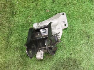 кронштейн двигателя Suzuki SX4 1 поколение [рестайлинг] 2013, 2.0 л., J20B, бензин, АКПП, черный, хетчбэк 5 дв., передний привод, правый руль