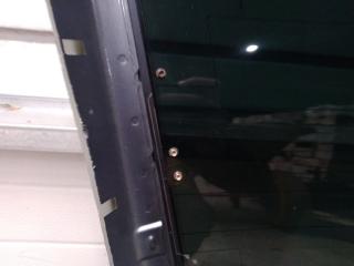 стекло кузовное боковое левое Volvo V70 2 поколение 2004, 2.4 л., B 5244 S2, бензин, АКПП, универсал