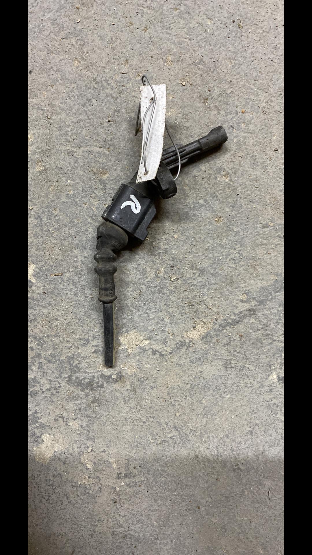 датчик ABS Volkswagen Golf 4 поколение 2001, 2.0 л., бензин, АКПП, хетчбэк 5 дв. - фото №1