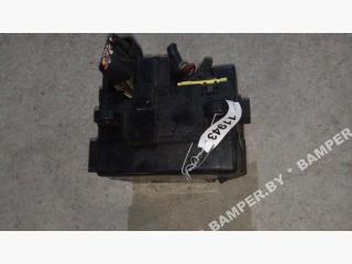 блок предохранителей Mazda 323 5 поколение 1996, 1.5 л., Z5-DE, бензин, АКПП, хетчбэк 5 дв.