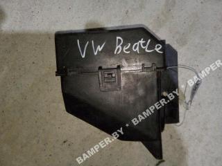 блок предохранителей Volkswagen Beetle 2 поколение 2001, 2.0 л., бензин, АКПП, хетчбэк 5 дв.