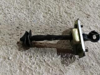 ограничитель открывания двери Mazda MPV 2 поколение [рестайлинг] 2004, 2.3 л., бензин, АКПП, минивэн