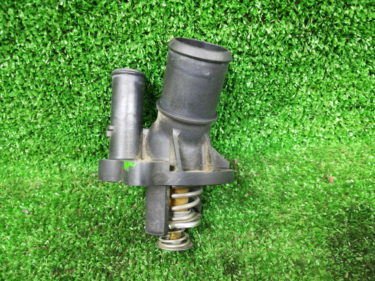 корпус термостата Mazda 6 GG 2003, 2.0 л., LF17, бензин, АКПП, черный, седан, правый руль, 2429521, 3M4GACL327 - фото №1