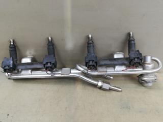 топливная рампа Audi A4 B7 2007, 2.0 л., ALT, бензин, АКПП, серебро, универсал, 06B133681L