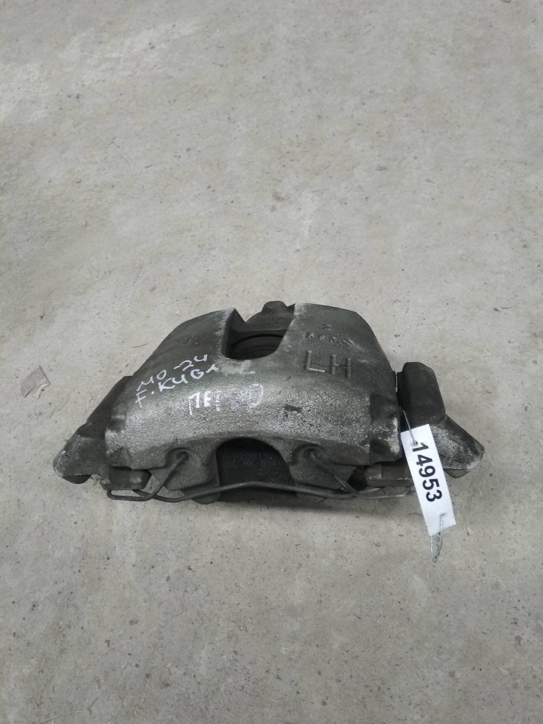 суппорт передний левый Ford Escape 3 поколение C520 2015, 1.5 л., бензин, АКПП, белый, внедорожник 5 дв., правый руль - фото №1