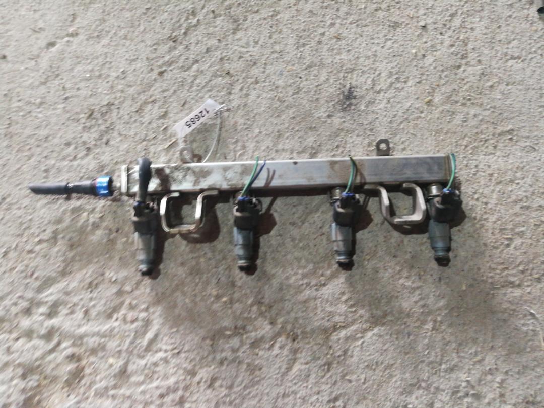 топливная рампа Mazda 5 CR 2005, 2.0 л., бензин, минивэн, 6M8G9D280AA, L32G213150 - фото №1