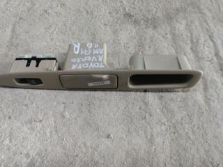 кнопка стеклоподъемника двери Toyota Avensis Verso 1 поколение [рестайлинг] 2004, 2.0 л., 1AZ-FE, бензин, минивэн