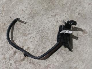 плюсовой провод аккумулятора Mazda 5 CR 2005, 2.0 л., LFF7, бензин, АКПП, серебро, минивэн