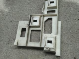 Крепление бампера переднего Volvo V70 1 поколение 2000, 2.4 л., бензин, АКПП, черный, универсал, правый руль