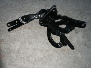 петля крышки багажника Volvo XC70 1 поколение 2004, 2.5 л., бензин, АКПП, серый, универсал, правый руль