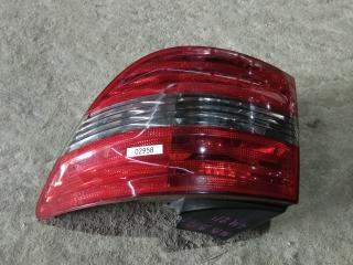фонарь задний правый Mercedes-Benz B-Класс W245 2006, 1.7 л., бензин, АКПП, черный, хетчбэк 5 дв., правый руль
