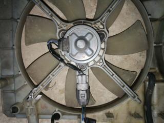 диффузор вентилятора Mazda 6 GG [рестайлинг] 2005, 2.3 л., L3C1, бензин, АКПП, красный, универсал, правый руль