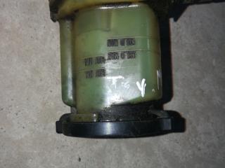 бачок гидроусилителя Toyota Matrix 1 поколение (E130) 2005, 1.8 л., бензин, АКПП, темно-серый, минивэн