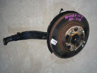 кулак поворотный левый Honda Accord 7 поколение 2005, 2.0 л., K20A6, бензин, АКПП, серебристый, седан, правый руль