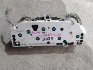 щиток приборов (приборная панель) Mazda MPV LW 2000, 2.0 л., бензин, АКПП, белый, минивэн, правый руль