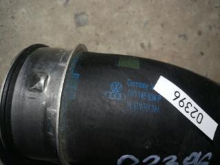 патрубок интеркулера Volkswagen Passat B6 2008, 2.0 л., BWA, бензин, АКПП, черный, универсал, правый руль