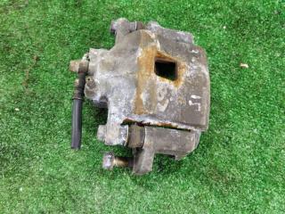 суппорт передний правый Mazda 323 6 поколение 2000