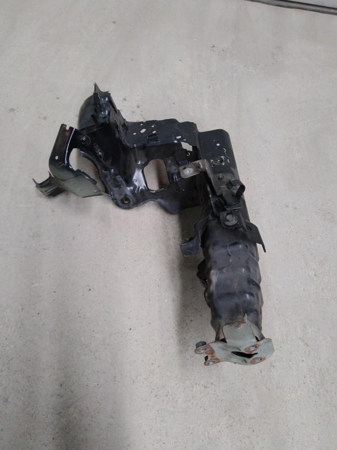 лонжерон правый Mazda 3 BL 2009, 2.0 л., LF17, бензин, МКПП, черный, седан, правый руль - фото №1