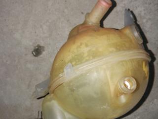 бачок расширительный Citroen C4 1 поколение [рестайлинг] 2009, 1.6 л., бензин, АКПП, синий, хетчбэк 5 дв., правый руль