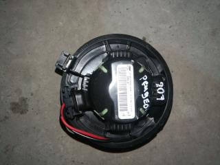 моторчик печки Peugeot 207 1 поколение [рестайлинг] 2012, 1.6 л., EP6, бензин, АКПП, белый, хетчбэк 5 дв., правый руль