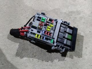 блок предохранителей Chevrolet Cruze 1 поколение 2011, 1.4 л., бензин, МКПП, белый, седан, правый руль