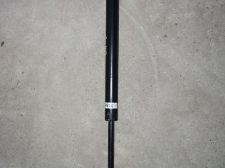 амортизатор крышки багажника (3-5 двери) Mazda CX-5 1 поколение 2015, 2.0 л., бензин, АКПП, серебристый, внедорожник 5 дв., передний привод, правый руль, 18L13C1