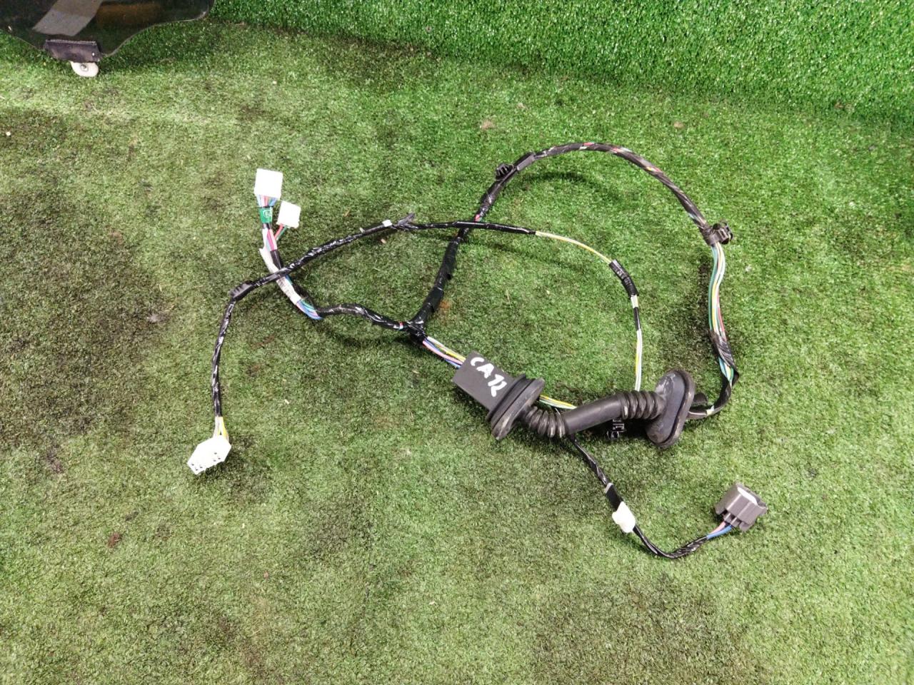 дверная проводка Mitsubishi ASX 1 поколение 2011, 2.0 л., 4B11, бензин, АКПП, красный, внедорожник 5 дв., полный привод - фото №1