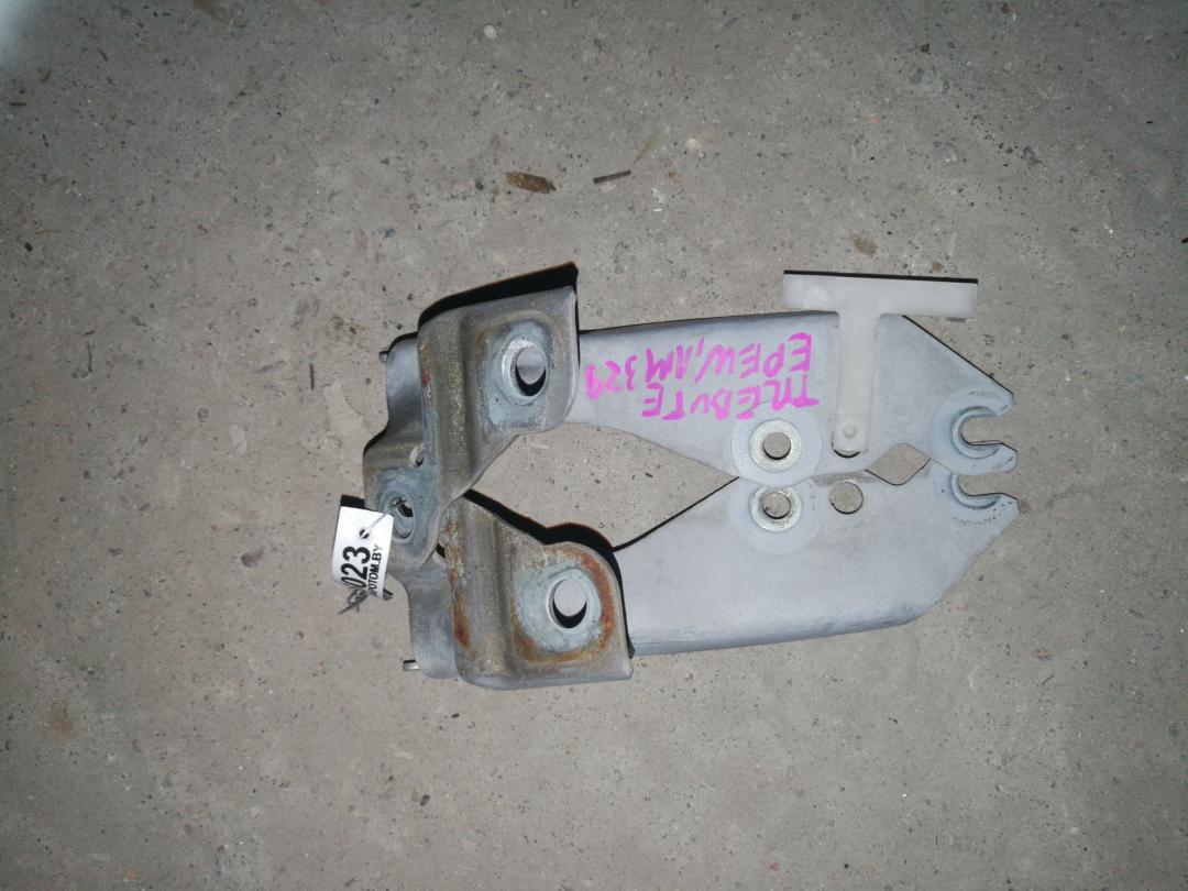 петля капота Mazda Tribute 1 поколение 2002, 2.0 л., бензин, АКПП, внедорожник 5 дв., правый руль - фото №1