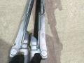 петля капота Mazda 323 6 поколение 2000, 1.5 л., бензин, АКПП, голубой , хетчбэк 5 дв., правый руль - фото №3