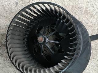 моторчик печки Volkswagen Golf 5 поколение 2009, 1.4 л., CAXA, бензин, АКПП, серебристый, универсал, правый руль