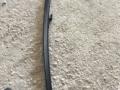 направляющая стекла Mazda 3 BL 2009, 2.0 л., LF17, бензин, АКПП, черный, хетчбэк 5 дв., правый руль - фото №3