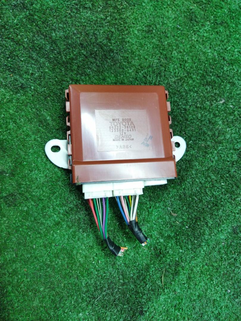 модуль управления двери Lexus GS 3 поколение 2006, 3.5 л., 2GR-FSE, бензин, АКПП, синий, седан, задний привод, правый руль, 89222-30120, 123300-6491 - фото №1