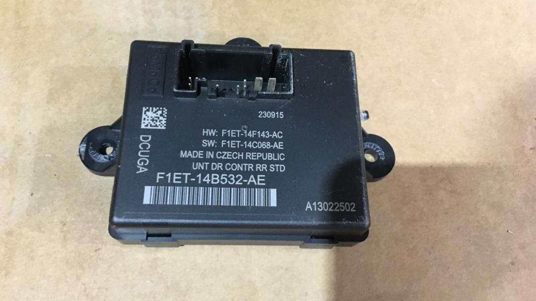 модуль управления двери Ford Kuga 2 поколение 2015, 2.0 л., T8MB, дизель, АКПП, черный, внедорожник 5 дв., правый руль - фото №1