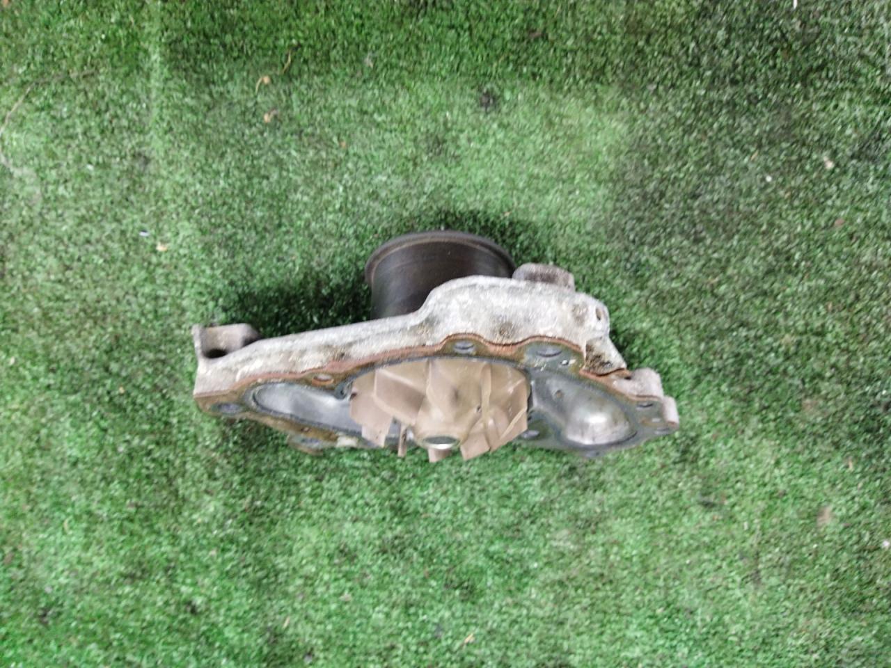 помпа Lexus RX 2 поколение 2005, 3.3 л., 3MZ-FE, бензин, АКПП, синий, внедорожник 5 дв., полный привод, правый руль - фото №1