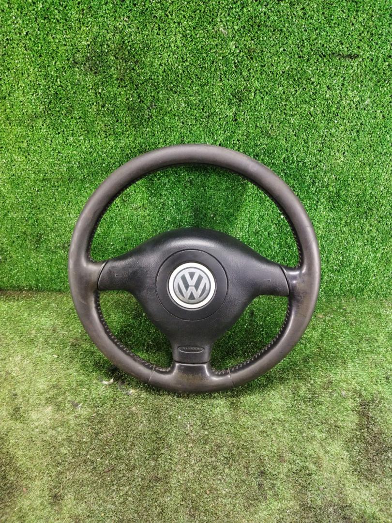 руль Volkswagen Golf 4 поколение 2000 - фото №1