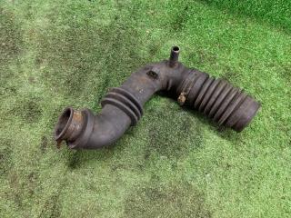 патрубок интеркулера Mazda 626 5 поколение [рестайлинг] 2001, 2.0 л., дизель, RF2A13221