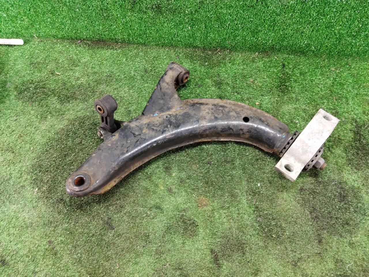 рычаг передний левый Subaru Legacy 3 поколение 2001 - фото №1