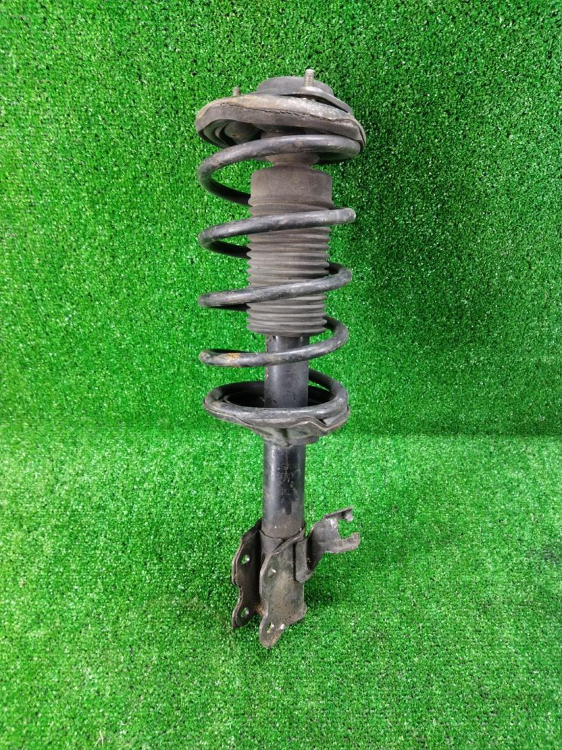 стойка передняя правая Nissan Sunny Y10 1994, 5430260R00 - фото №1