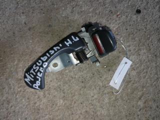 ручка внутренняя передняя левая Mitsubishi Pajero 2 поколение [рестайлинг] 2000, 2.4 л., 4G64 (12V), бензин