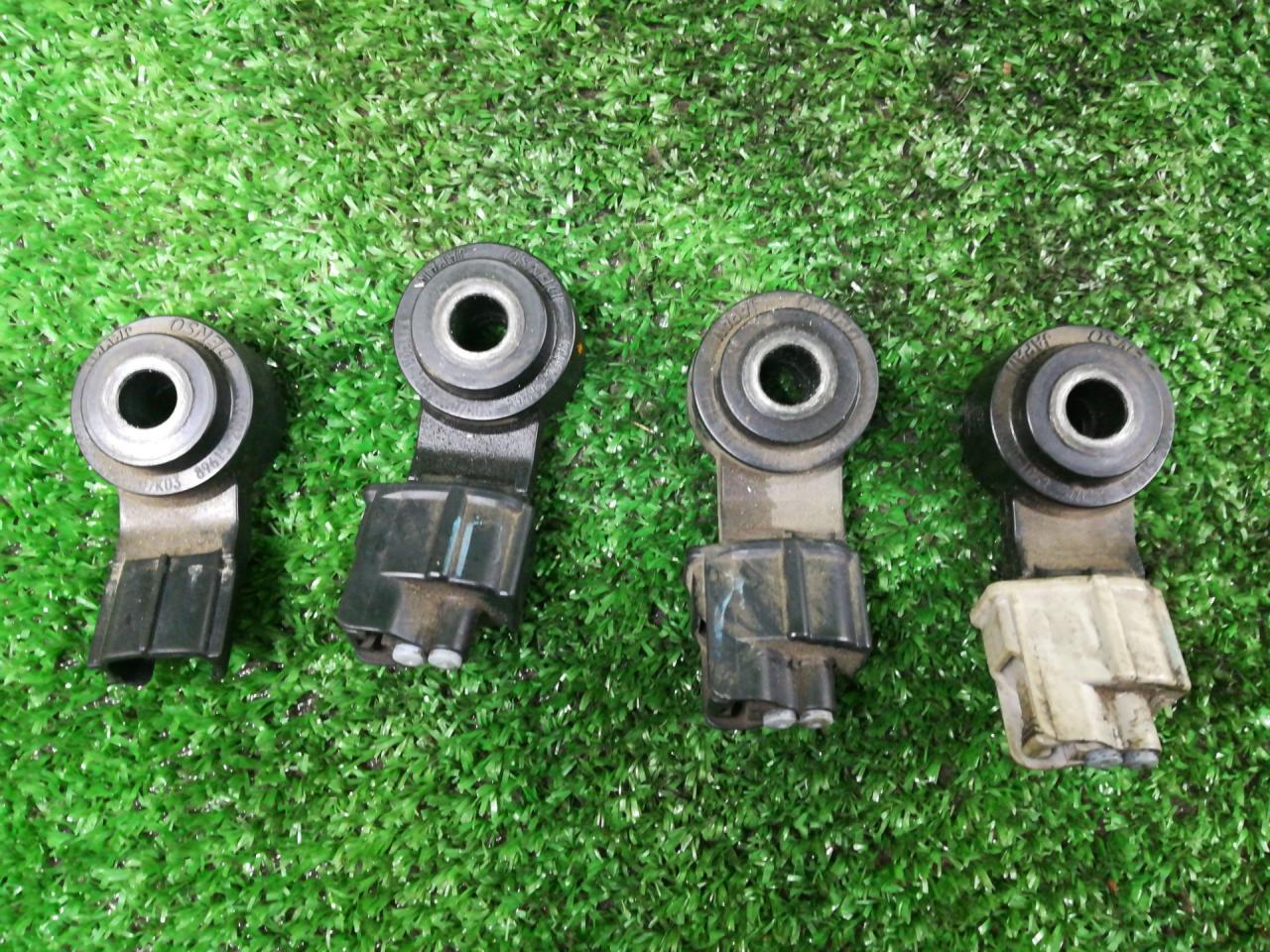 датчик детонации Lexus LS 4 поколение 2008, 4.6 л., гибрид, АКПП, полный привод, 8961520090 - фото №1