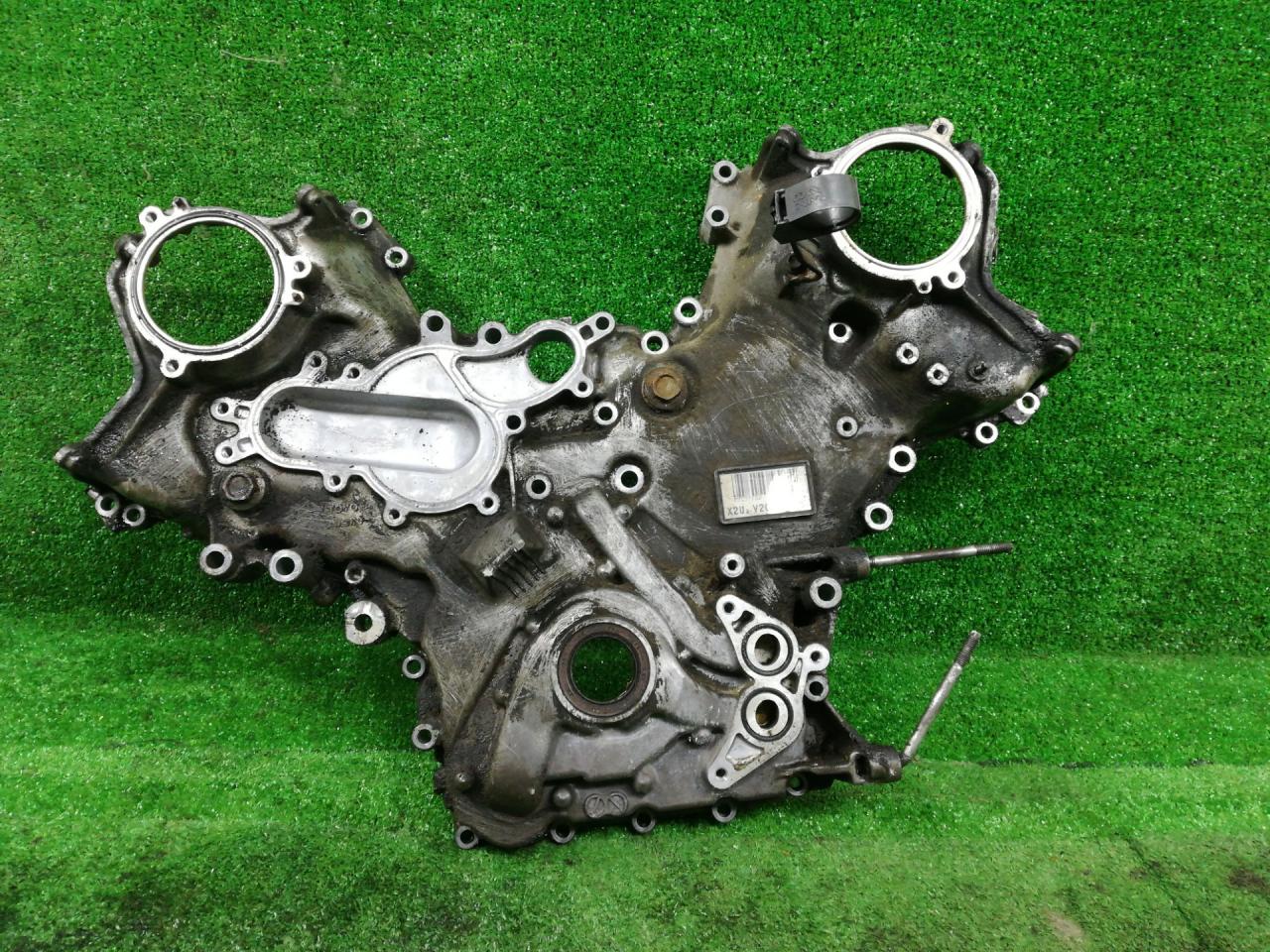 крышка двигателя передняя Lexus LS 4 поколение 2008, 4.6 л., гибрид, АКПП, полный привод, 07091732 - фото №1