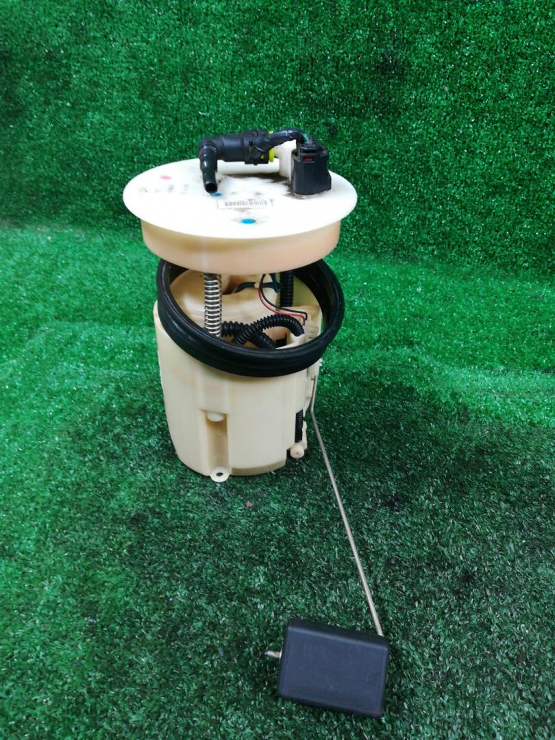 насос топливный Mazda 3 3 поколение 2015, 2.5 л., PY-VPS, бензин, АКПП, серый, седан, передний привод, правый руль, PE201335X - фото №1