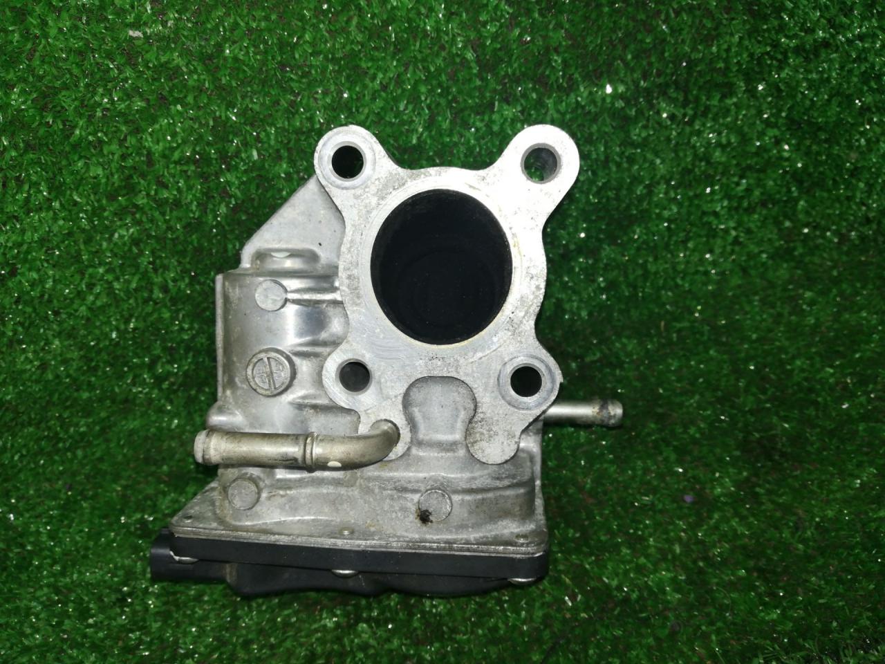 клапан EGR Mazda 6 GJ 2013, 2.2 л., дизель, АКПП, серый, универсал, передний привод, правый руль, SH0120300 - фото №1