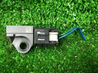 датчик удара Mazda 6 GJ 2013, 2.2 л., дизель, АКПП, серый, универсал, передний привод, правый руль