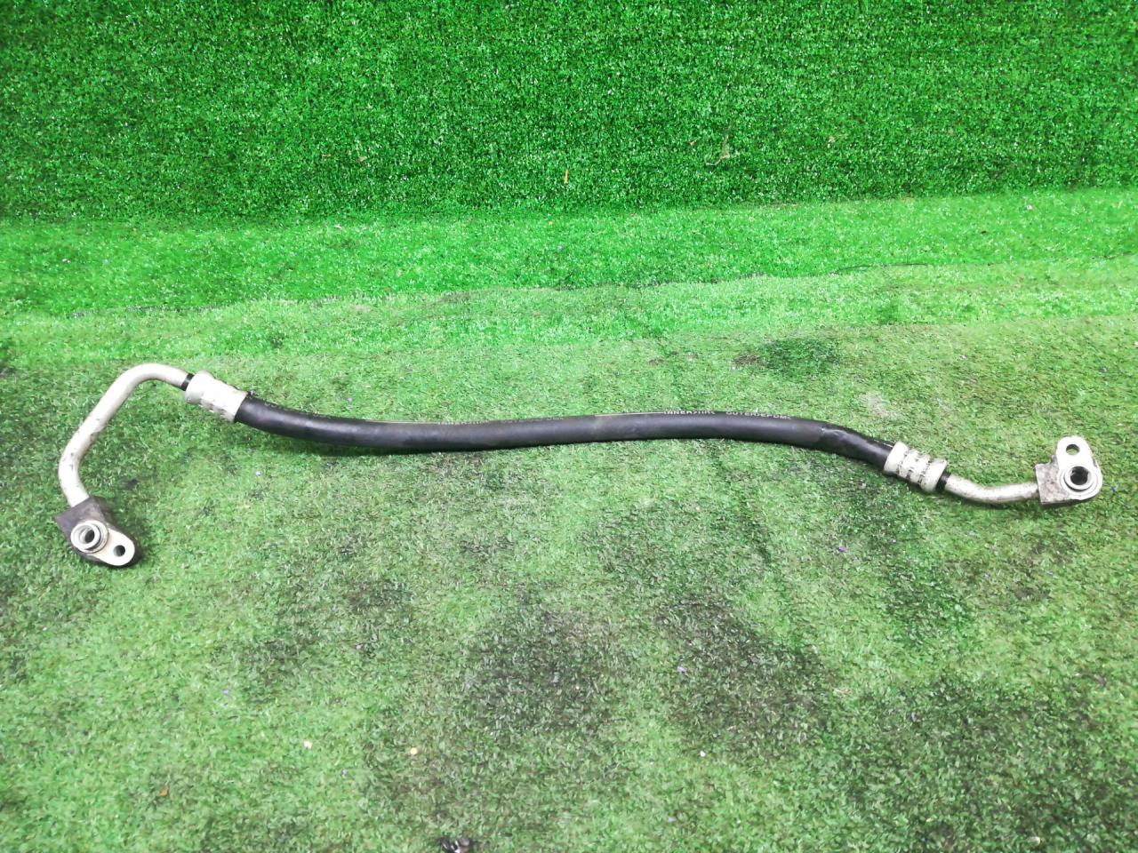 трубка кондиционера Mazda CX-9 1 поколение TB 2009, 3.7 л., CA, бензин, АКПП, белый, внедорожник 5 дв., полный привод, правый руль - фото №1