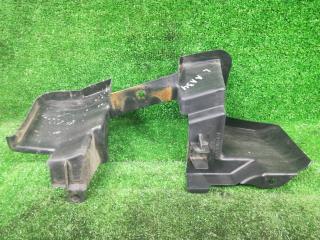 воздуховод (дефлектор) радиатора Mazda CX-9 1 поколение TB 2009, 3.7 л., CA, бензин, АКПП, белый, внедорожник 5 дв., полный привод, правый руль, TD1156253