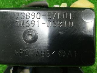 бардачок Suzuki Kizashi 1 поколение RE91S 2012, 2.4 л., J24B, бензин, АКПП, rhfcysq, седан, передний привод, правый руль, 7389057L01